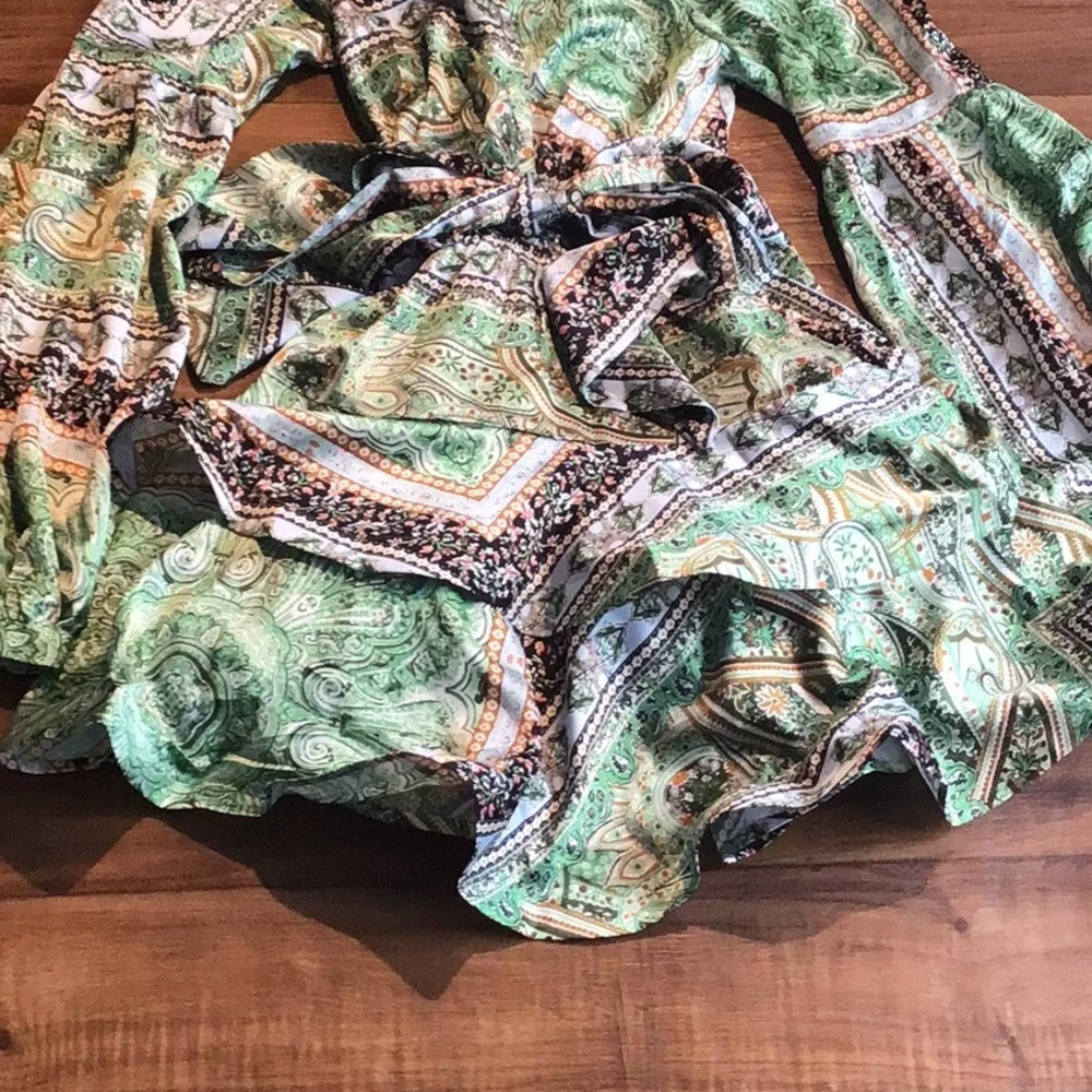 Luxxel green floral